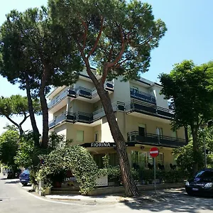 Fiorina - Village Gratuito - Colazione Fino A Mezzogiorno Riccione