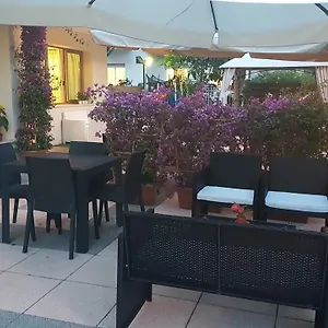 Fucsia Hotel